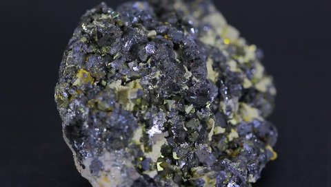 Natural  mineral galena ,pyrite and marmatite 1