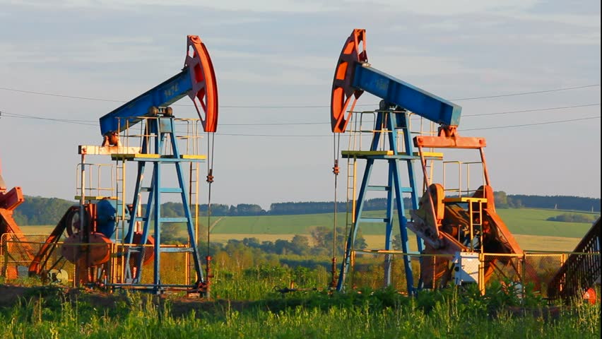 two working oil pumps