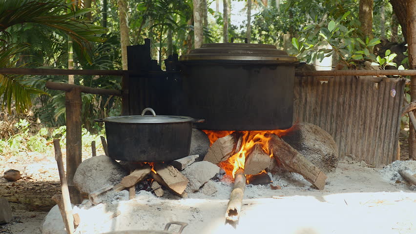 Cooking Pots On Open Wood Burning Stock, Fire Pit Pot