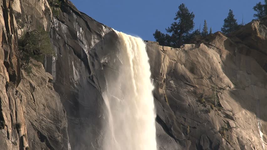 Yosemite National Park, spanning eastern portions of Tuolumne, Mariposa and Madera counties in east central California, "united states".