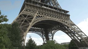 Eiffel Tower - view from the bus - dolly shot