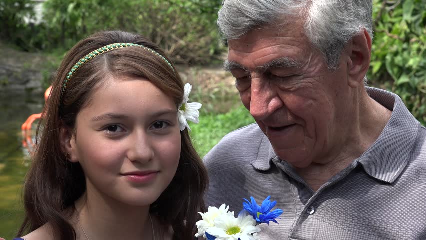 teen girl grandfather smiling Stok Videosu (%100 Telifsiz) 15368134 Shutter...