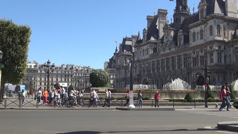 PARIS, FRANCE, JULY 2015 - Quai de l'Hôtel de Ville Square Art Monuments Fountains Tourists Sightseeing