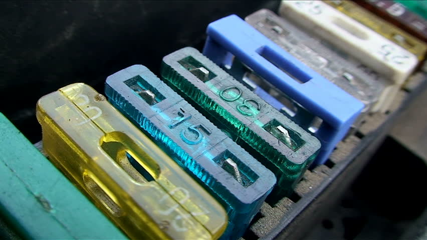 Replacing the fuses on the car close up