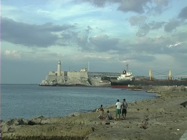Cargo ship in Havana - 5