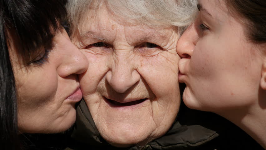 Video Stok young girl adult woman kissing grandmother (100% Tanpa Royalti) ...