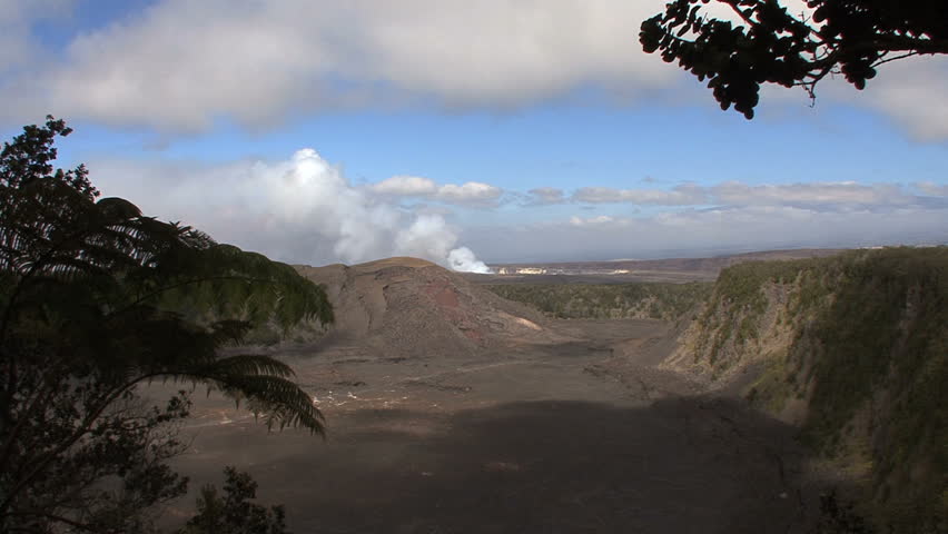 October 2011 - Hawaii - Volcanoes National Park Kilauea Iki Crater