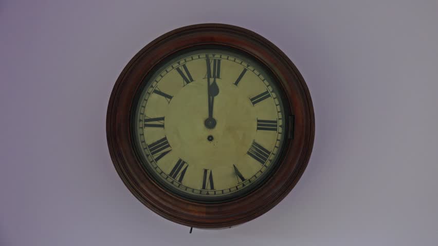 Old Fashioned Pendulum Clock with audio