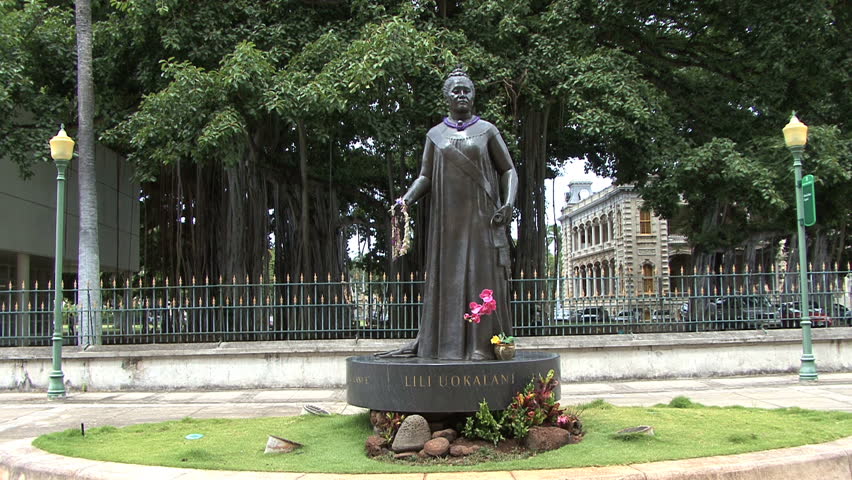 October 2011 - Hawaii - Queen Liliuokailani statue