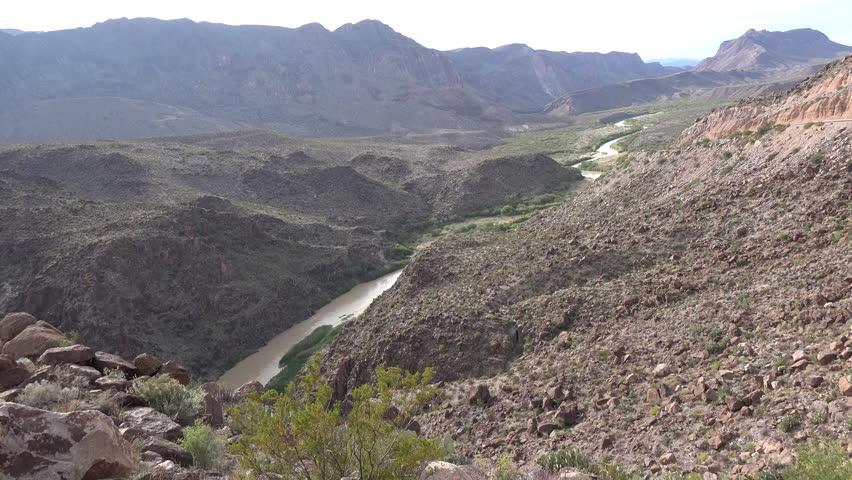 The Rio Grande cuts through mountains west of Big Bend National Park.