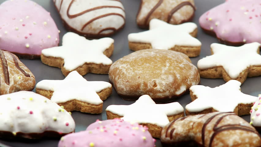 different gingerbread cookies looping