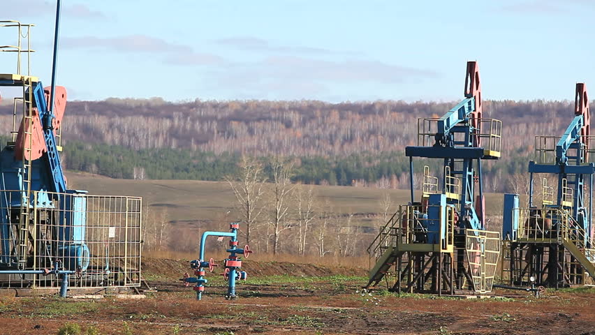 oil pumping machines in the field