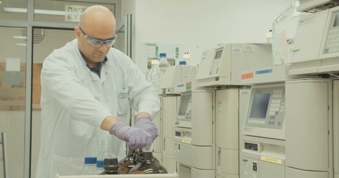 Scientist working in a pharmaceutical lab