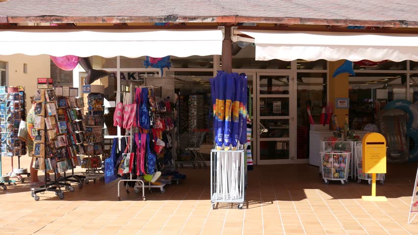 Cala Mesquida Mallorca Majorca: Local supermarket view