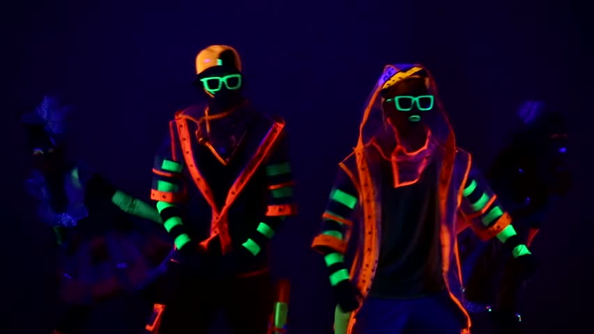 Setup does require connection to the internet. neon dance costumes There wa...