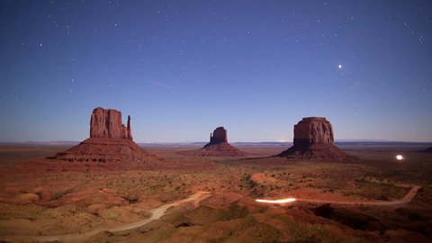 Monument Valley night time lapse, moon sets at the end