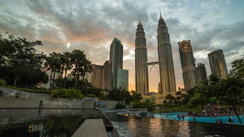 KUALA LUMPUR - November 2015 : Timelapse of sunset view at KLCC on November 15, 2015 at Kuala Lumpur City Center.