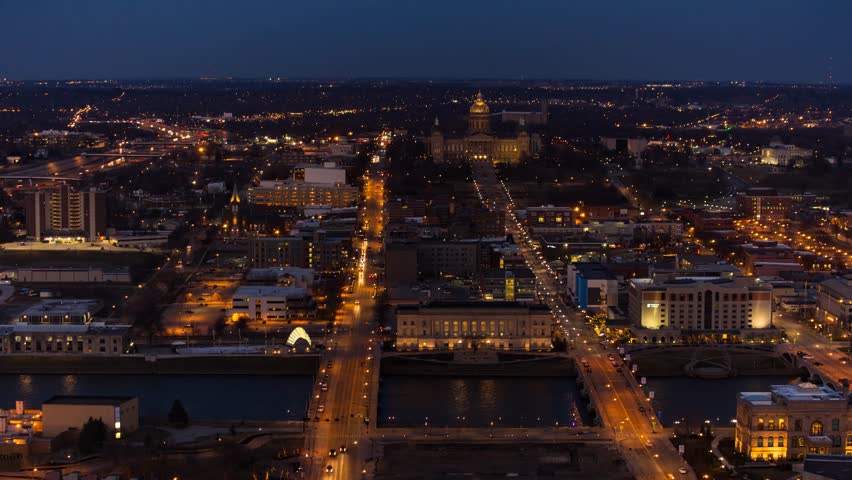 Des Moines, Iowa Cityscape Timelapse