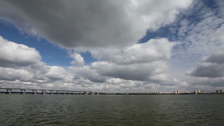 bridge over the river, Moving clouds