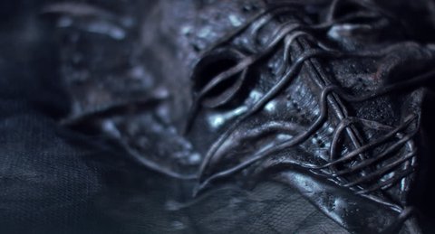 Terrifying metal mask. The alien mask.: stockvideo