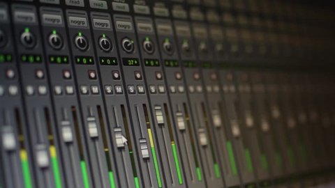 Recording Studio - Control Room - Recording Software