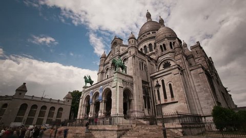Sacre Coeur church in montmarte Paris timelapse