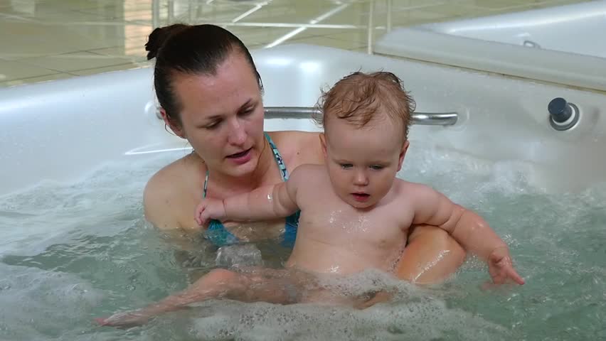 mother daughter swim