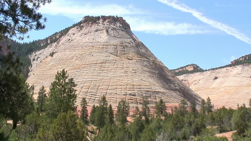 Checkerboard Mesa pan in Zion National Park 