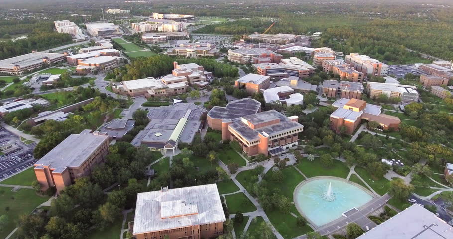 Fountain pond at the heart of a sprawling university campus in Florida.