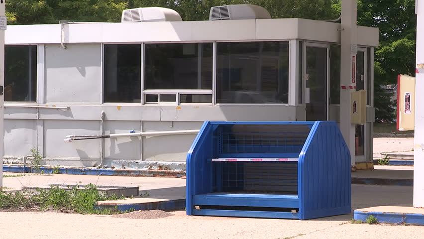 Waterloo, Ontario, Canada July 2016 Old abandoned independent gas station after bankruptcy in recession.
