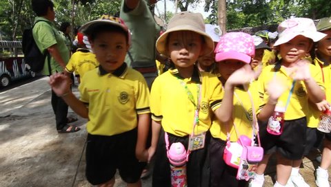 BANGKOK CITY, THAILAND - JULY 2016: Kindergarten Students visit the zoo, In the jul 15, 2016. Bangkok Thailand.