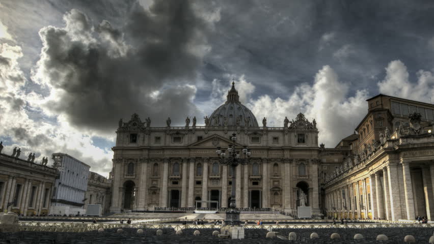 Timelapse of St. Peter's Square at the Vatican