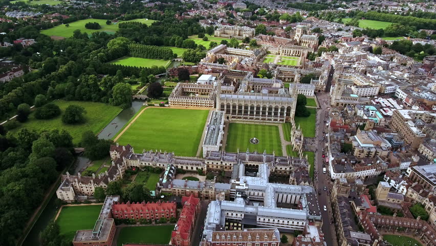 Trinity College image - Free stock photo - Public Domain photo - CC0 Images