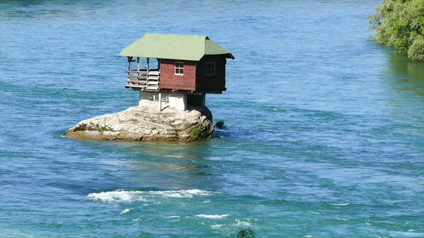 River House / 4K