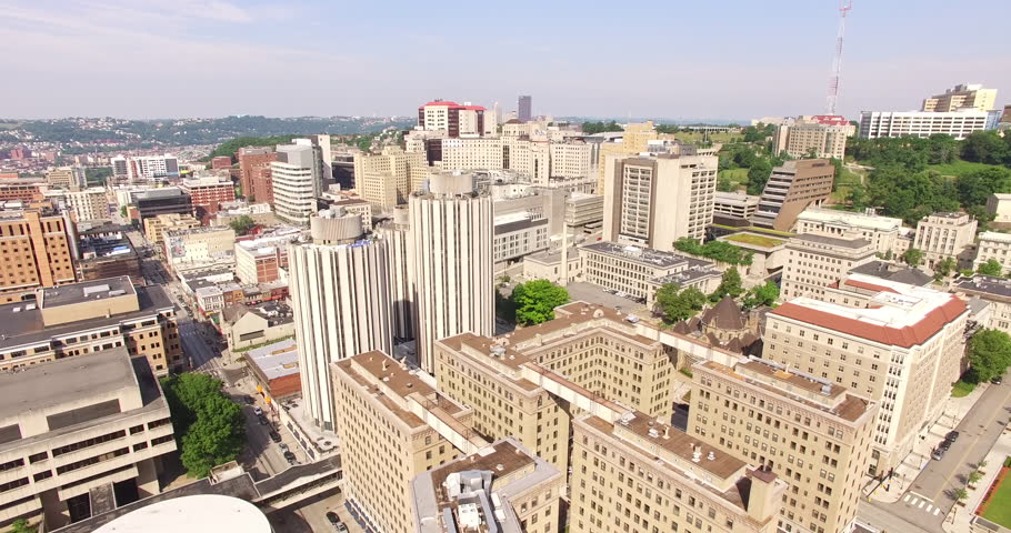 4K Aerial of the buildings next to the Cathedral of Learning in Pittsburgh