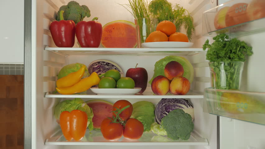 storing chopped vegetables in fridge