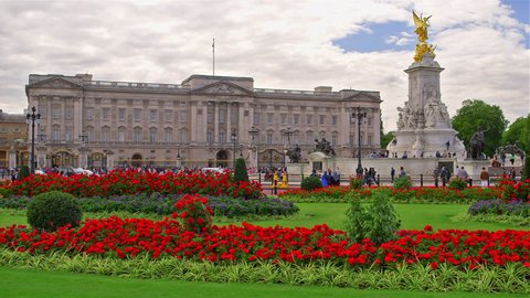 Buckingham Palace London Stock Photo 662910385 | Shutterstock