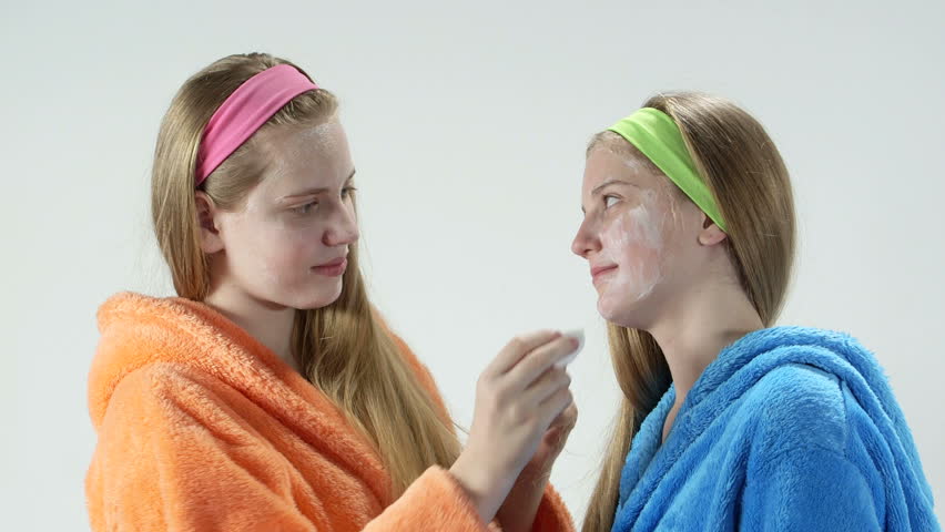 facial skin care for teenage girl