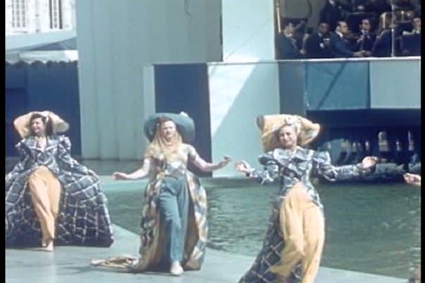 Eleanor Holms and a synchronized swimming team at the Aquacade at the New York World\xCDs Fair 1939. (1930s)