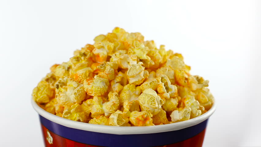 Попкорн с сыром. Попкорн с сыром. Попкорн с сыром чеддер. Попкорн чизи чиз. Большой сырный попкорн.