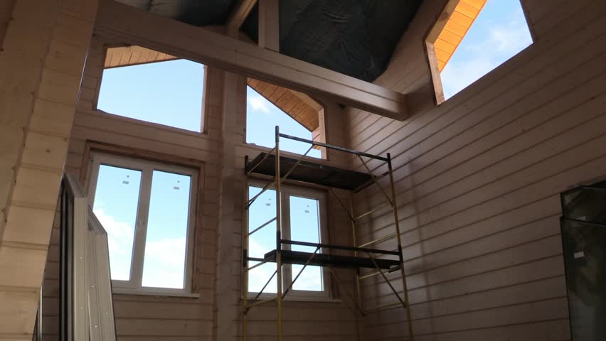 Lounge bar-shaped  wooden house under construction