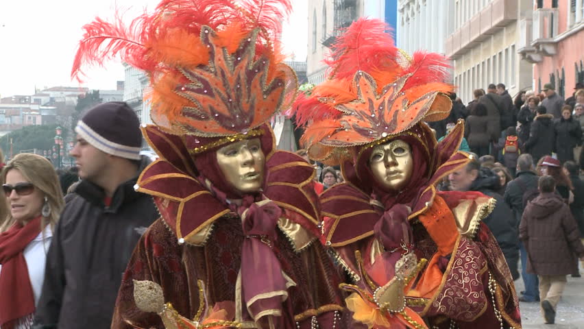 VENICE, ITALY - FEBRUARY 24 2009 People dressed as a king and queen 24th of