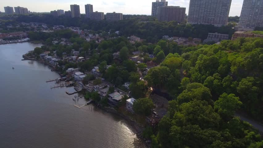 Aerial video Fort Lee and Edgewater New Jersey 4k