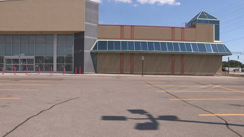 Markham, Ontario, Canada September 2016 Abandoned  and closed retail big box store in recession