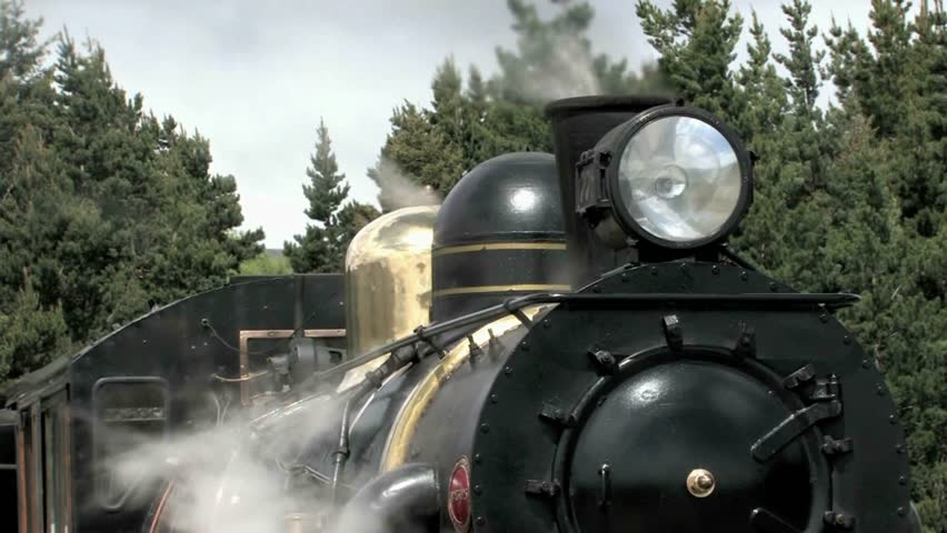 The Kingston Flyer is New Zealand's famous vintage steam train, 40 minutes from