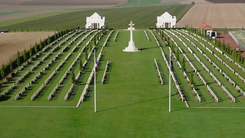 Villers Brettonneux War Memorial. The Australian National Memorial, Villersâ??Bretonneux is the main memorial to Australian military personnel killed on the Western Front during World War I.
