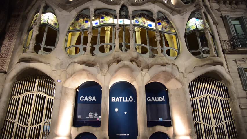 BARCELONA, SPAIN- AUGUST 2: night view of people walkof Casa Batllo made by Antoni Gaudi in 1877 and UNESCO World Heritage Site on  august 2, 2016 in Barcelona - Spain