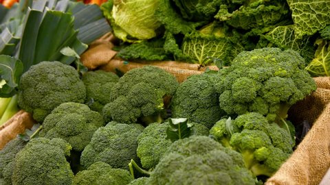 Close-up of vegetables in organic section of supermarket 4k