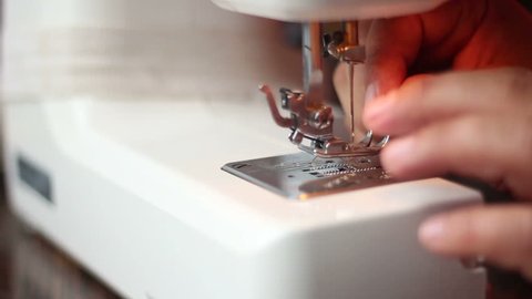 Needle to thread on sewing machine