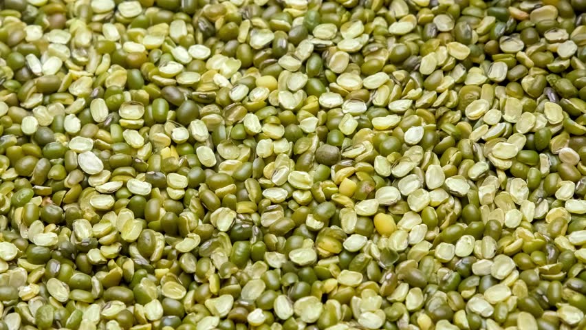 bulk lentils supply mung beans being: Stockvideók (100%-ban jogdíjmentes) 1...